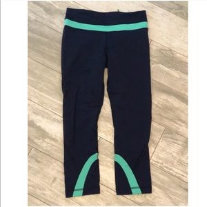 • lululemon run inspire crop II | size 4 •
